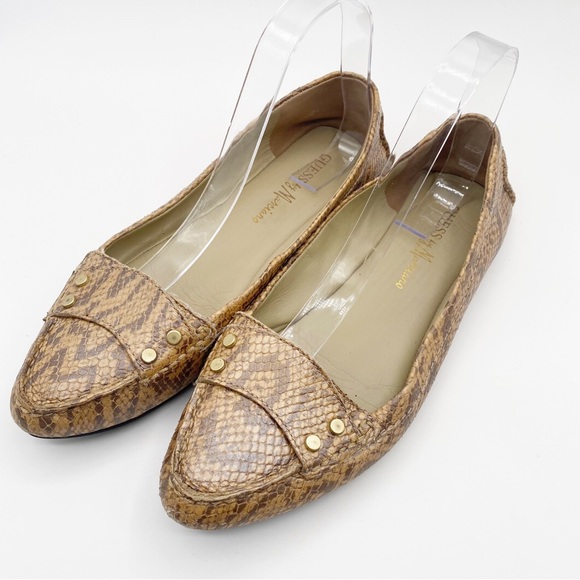 GUESS by Marciano Animal Print Snake Print Slip On Pointed Toe Flats Size 8.5 M - Picture 3 of 9